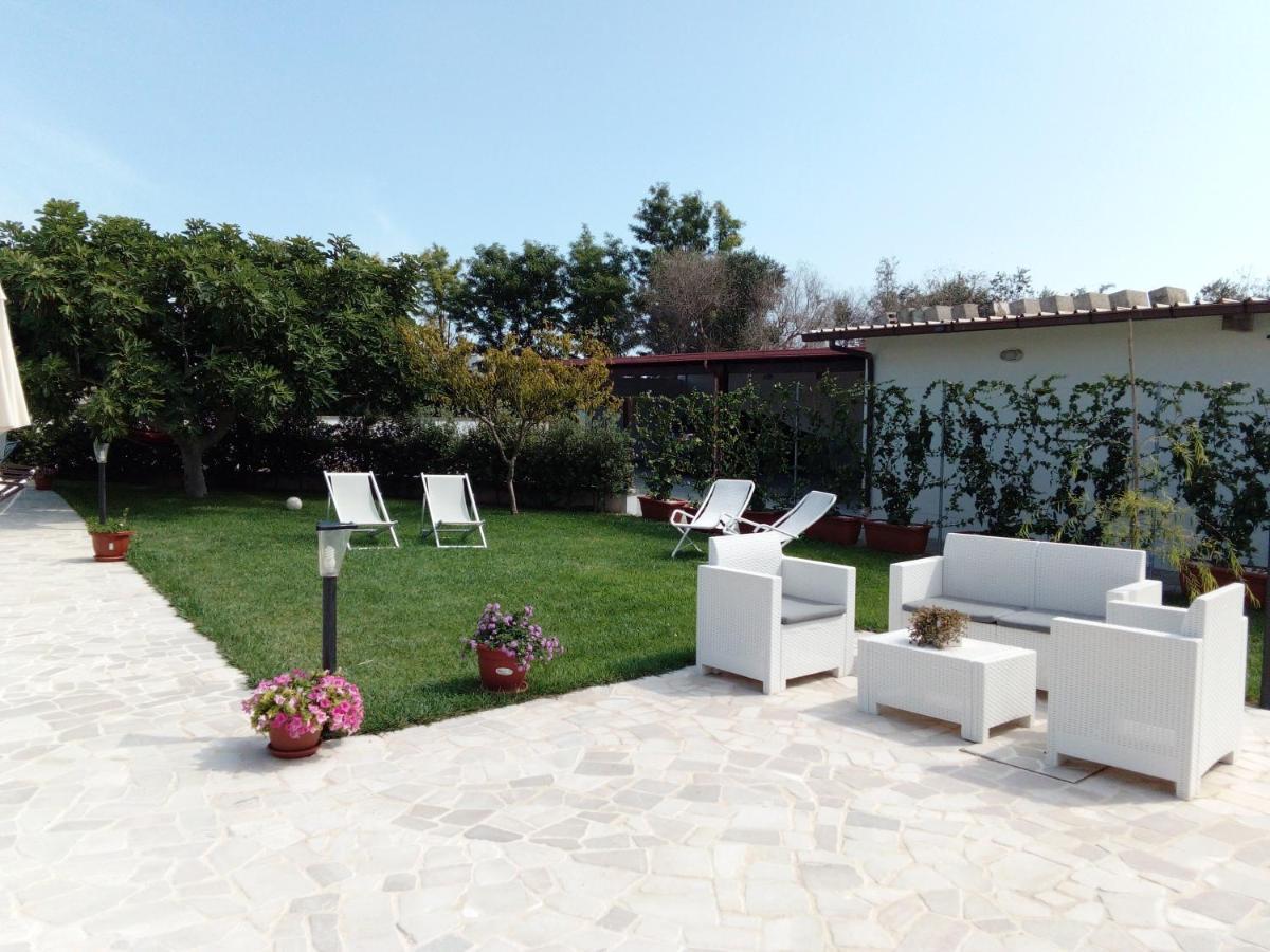 Casa Vacanza Augusto Уджано-ла-Кьеза Экстерьер фото