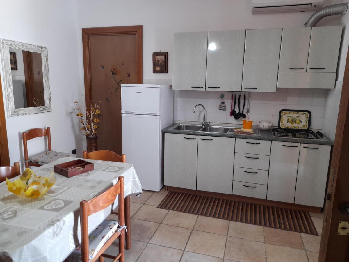 Casa Vacanza Augusto Уджано-ла-Кьеза Экстерьер фото