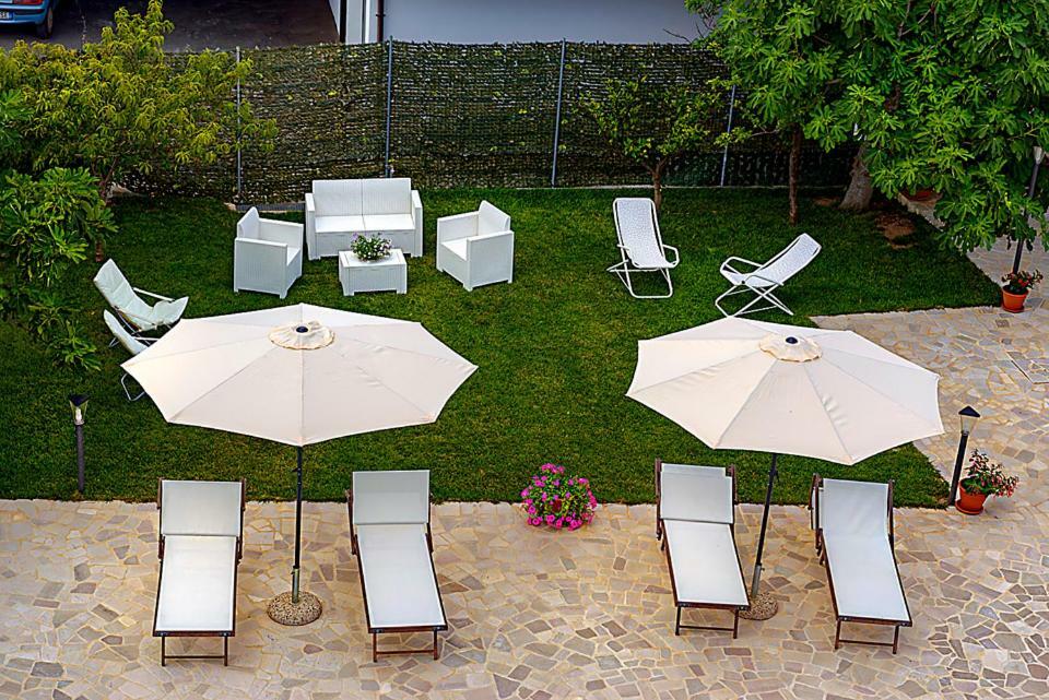 Casa Vacanza Augusto Уджано-ла-Кьеза Экстерьер фото