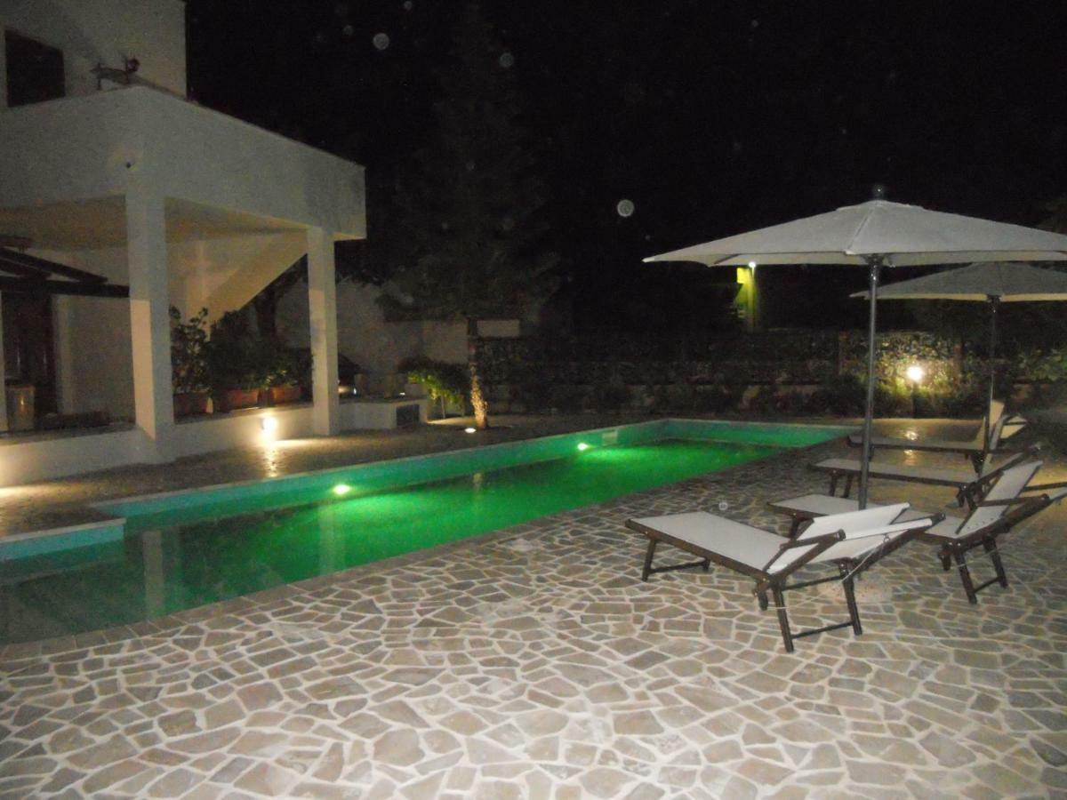 Casa Vacanza Augusto Уджано-ла-Кьеза Экстерьер фото